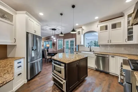 30 Ridgefield Drive Shoreham NY 11786