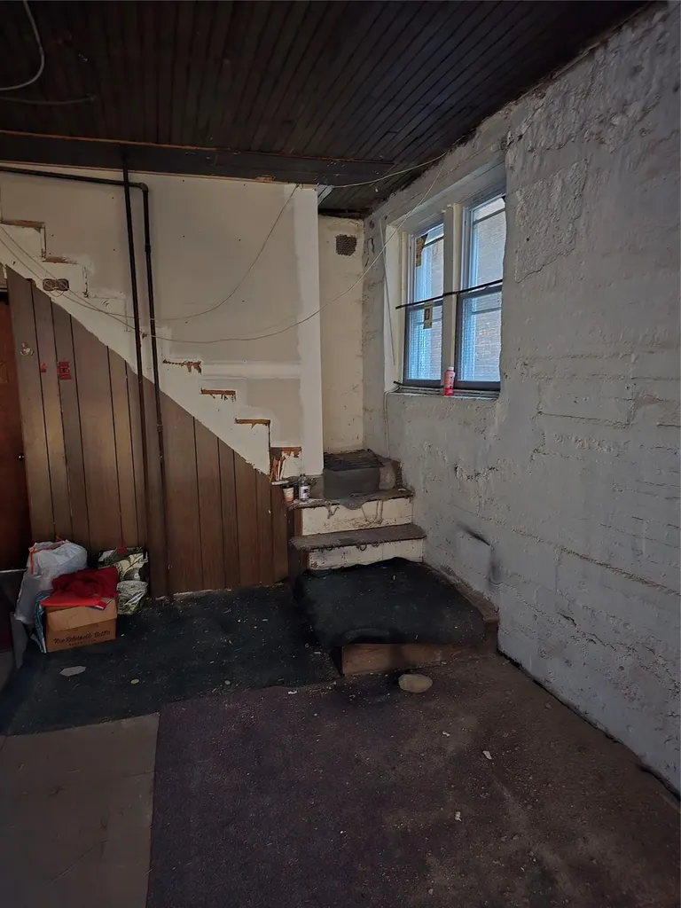 8 Mount Carmel Place Poughkeepsie NY 12601