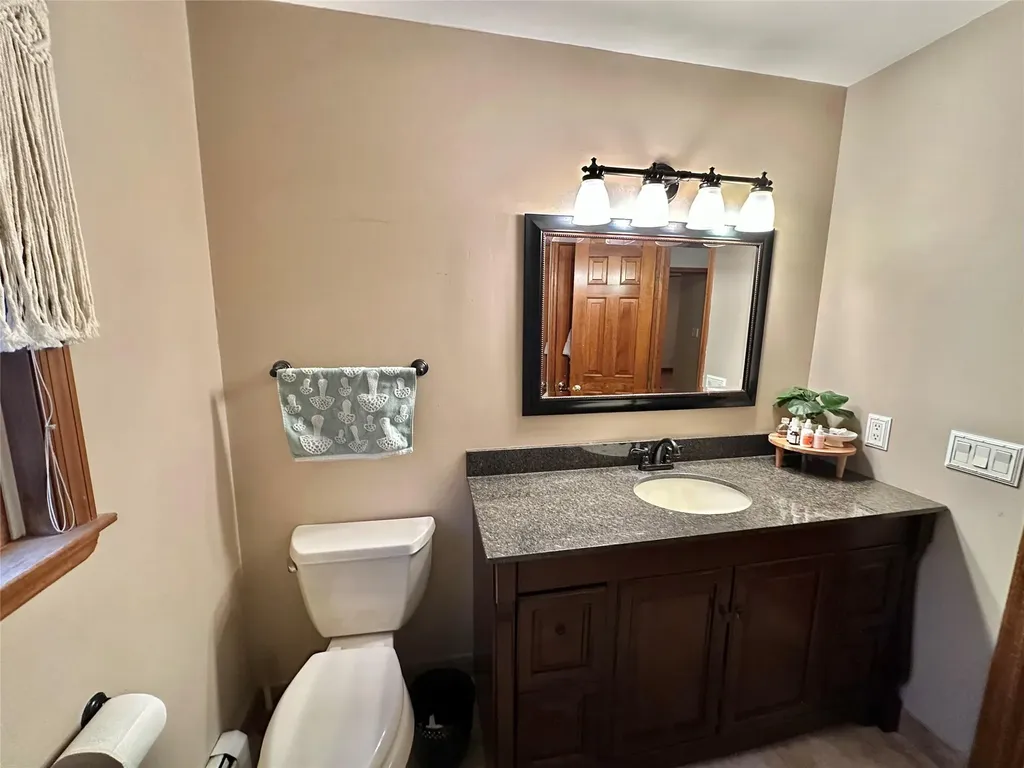 90 River Glen Road Wallkill NY 12589