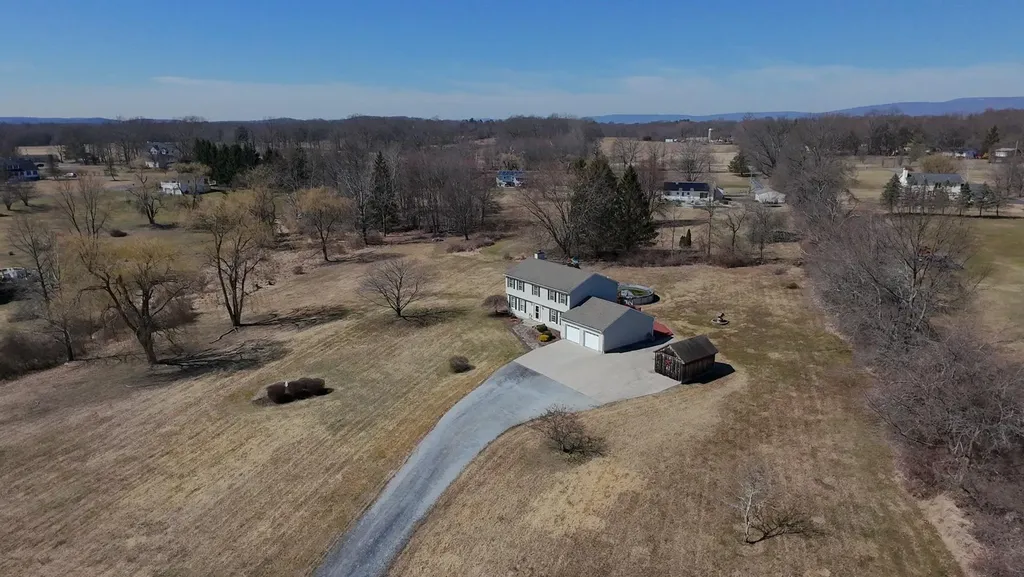 90 River Glen Road Wallkill NY 12589