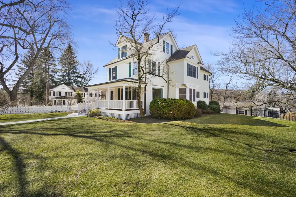 37 Hillside Avenue Bedford NY 10536