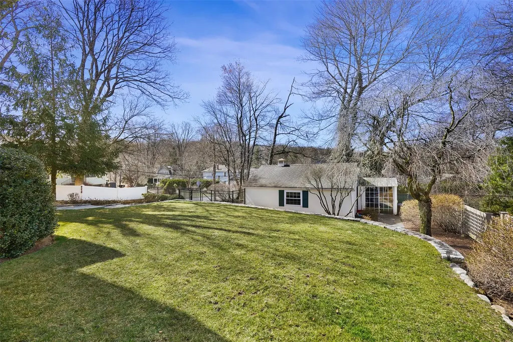 37 Hillside Avenue Katonah NY 10536