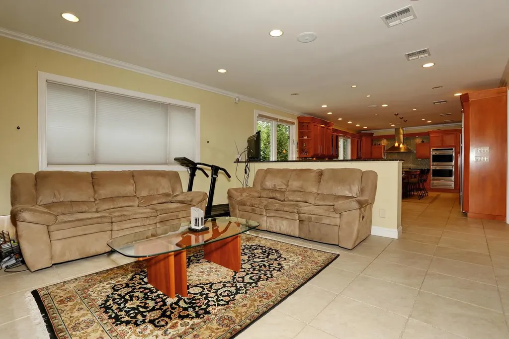 86 Camp Hill Road Pomona NY 10970