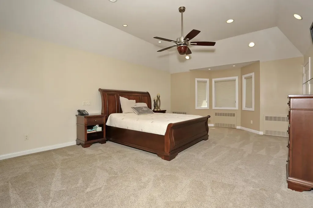 86 Camp Hill Road Pomona NY 10970