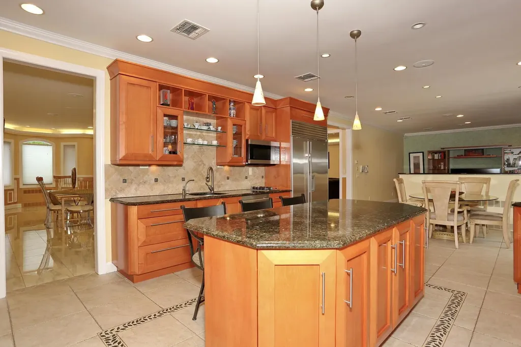 86 Camp Hill Road Pomona NY 10970