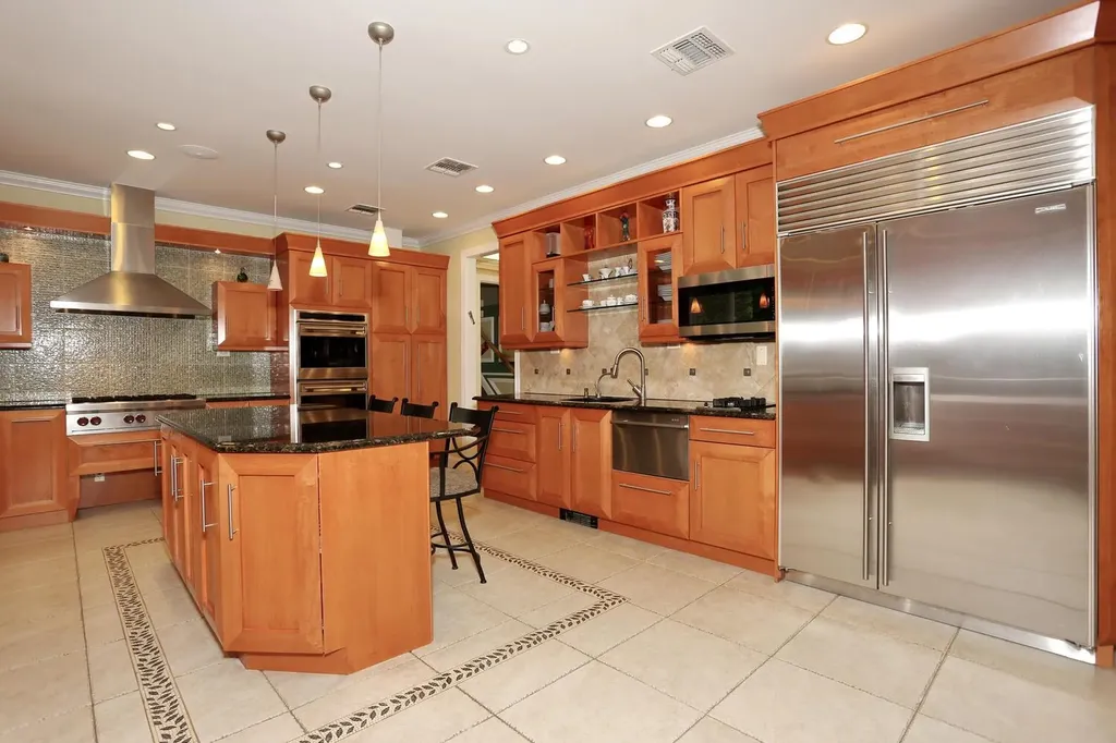 86 Camp Hill Road Pomona NY 10970