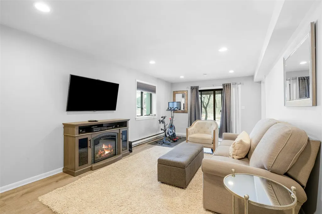 19 Krystal Drive Somers NY 10589