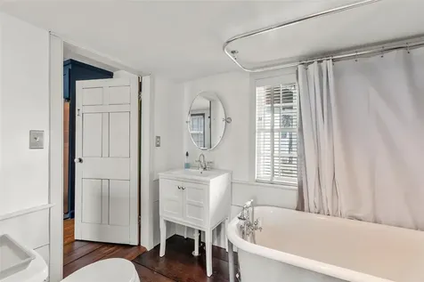 208 N Country Road Miller Place NY 11764