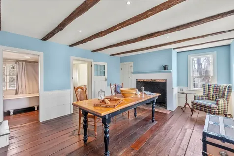 208 N Country Road Miller Place NY 11764