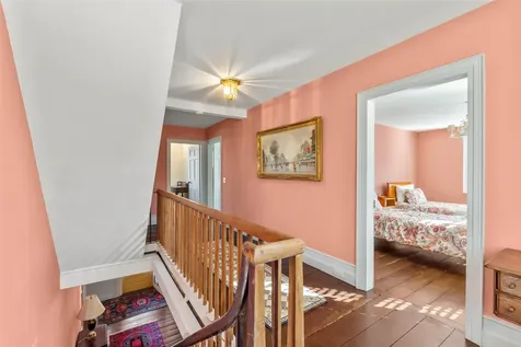 208 N Country Road Miller Place NY 11764