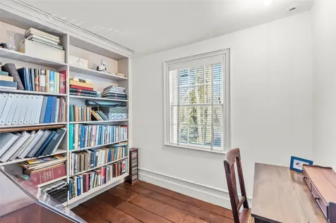 208 N Country Road Miller Place NY 11764