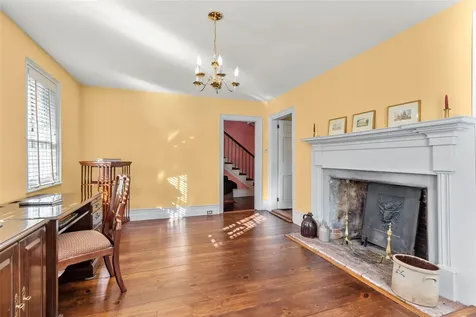 208 N Country Road Miller Place NY 11764