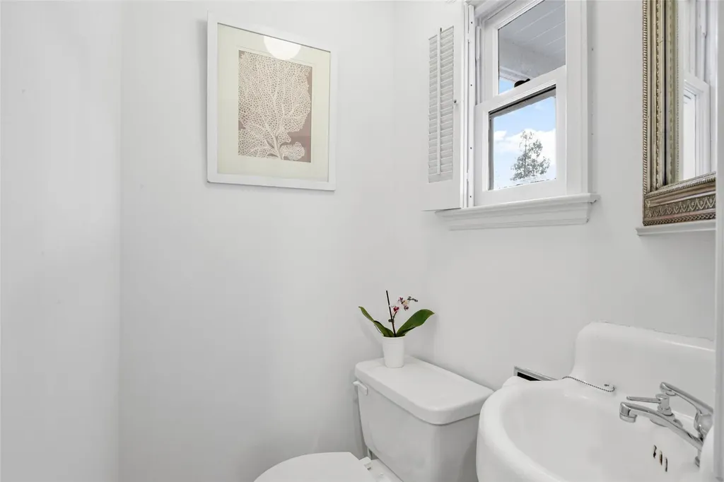 336 Carroll Avenue Mamaroneck NY 10543