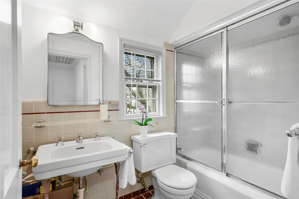 336 Carroll Avenue Mamaroneck NY 10543