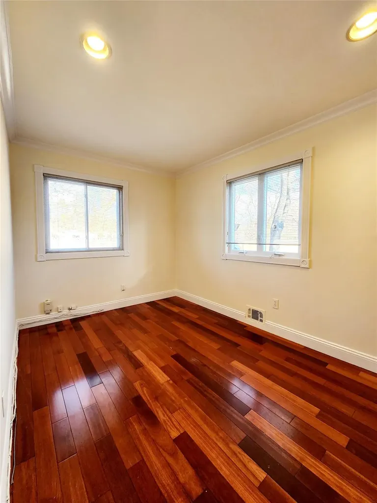 1029 Merriam Road Bay Shore NY 11706