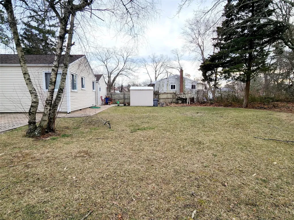 1029 Merriam Road Bay Shore NY 11706