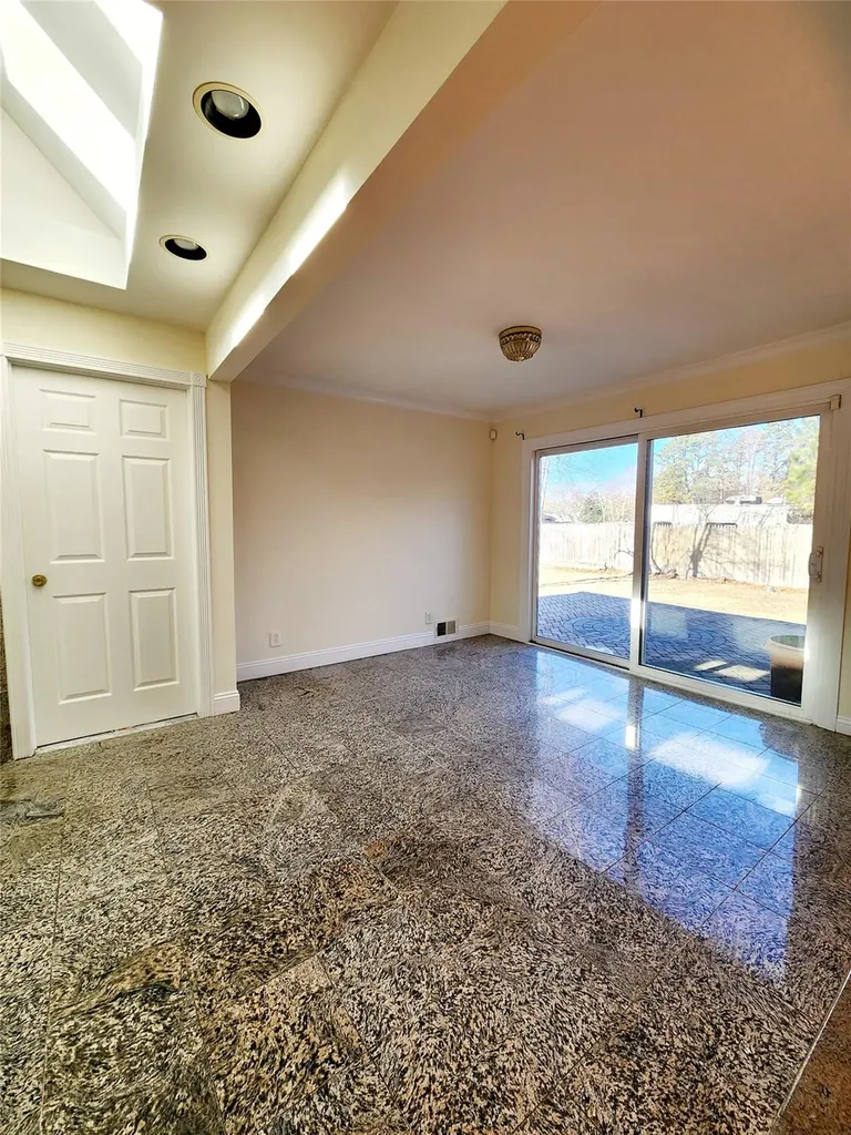 1029 Merriam Road Bay Shore NY 11706