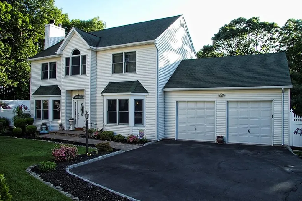 26 Franklin Road Brookhaven NY 11789