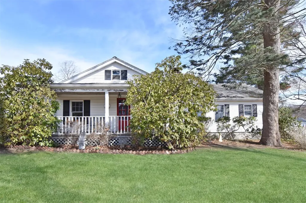 8 Circle Drive Carmel NY 10512