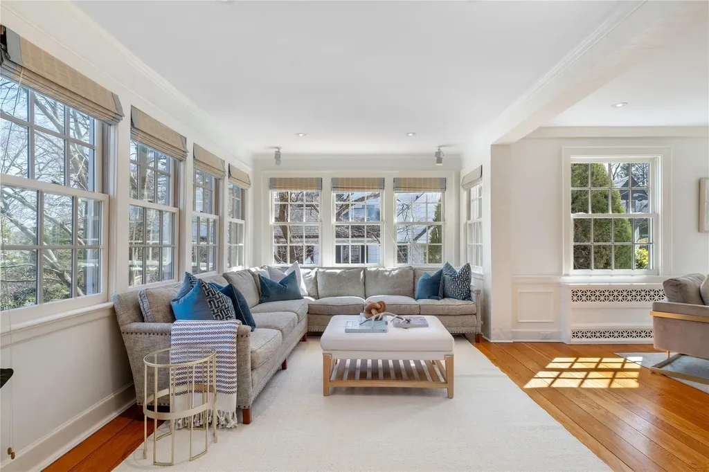 15 Glen Eagles Drive Larchmont NY 10538