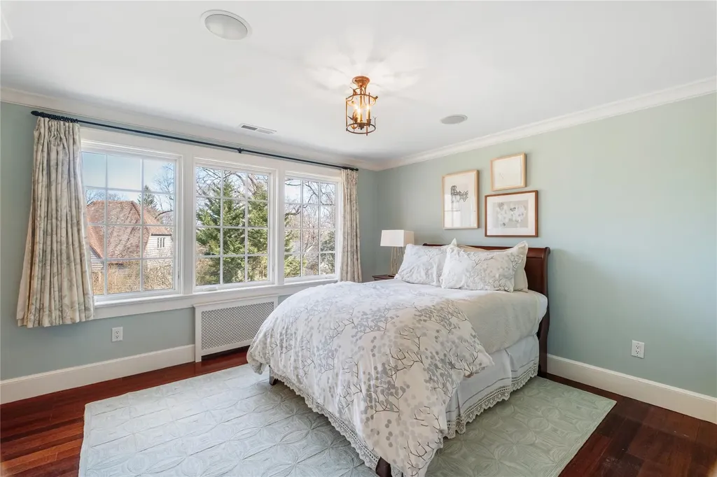 15 Glen Eagles Drive Larchmont NY 10538