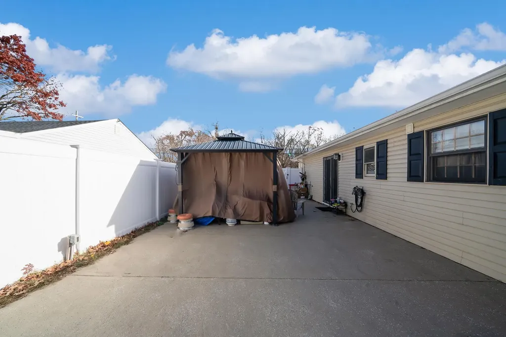 394 Boyle Road Selden NY 11784