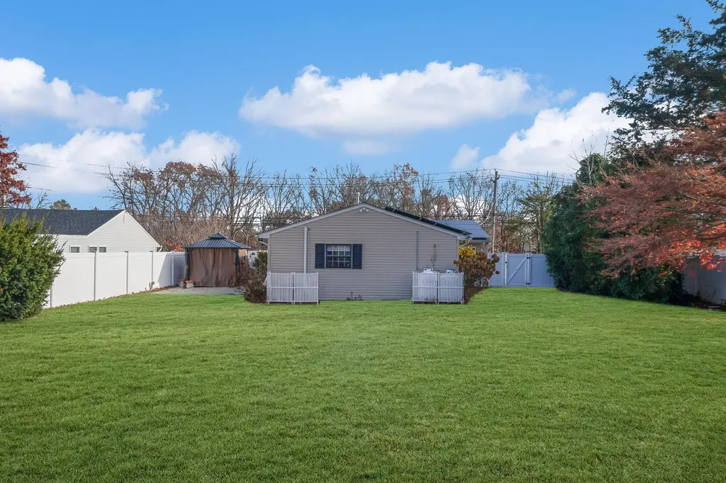 394 Boyle Road Selden NY 11784
