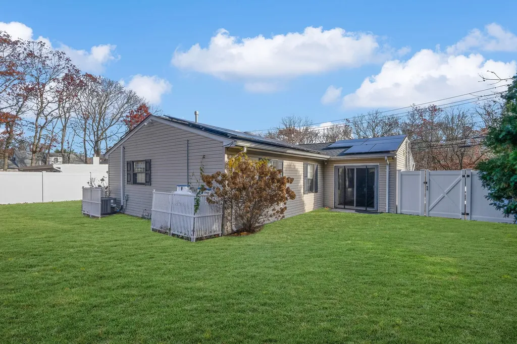394 Boyle Road Selden NY 11784