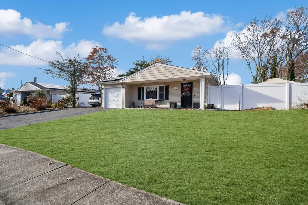 394 Boyle Road Selden NY 11784