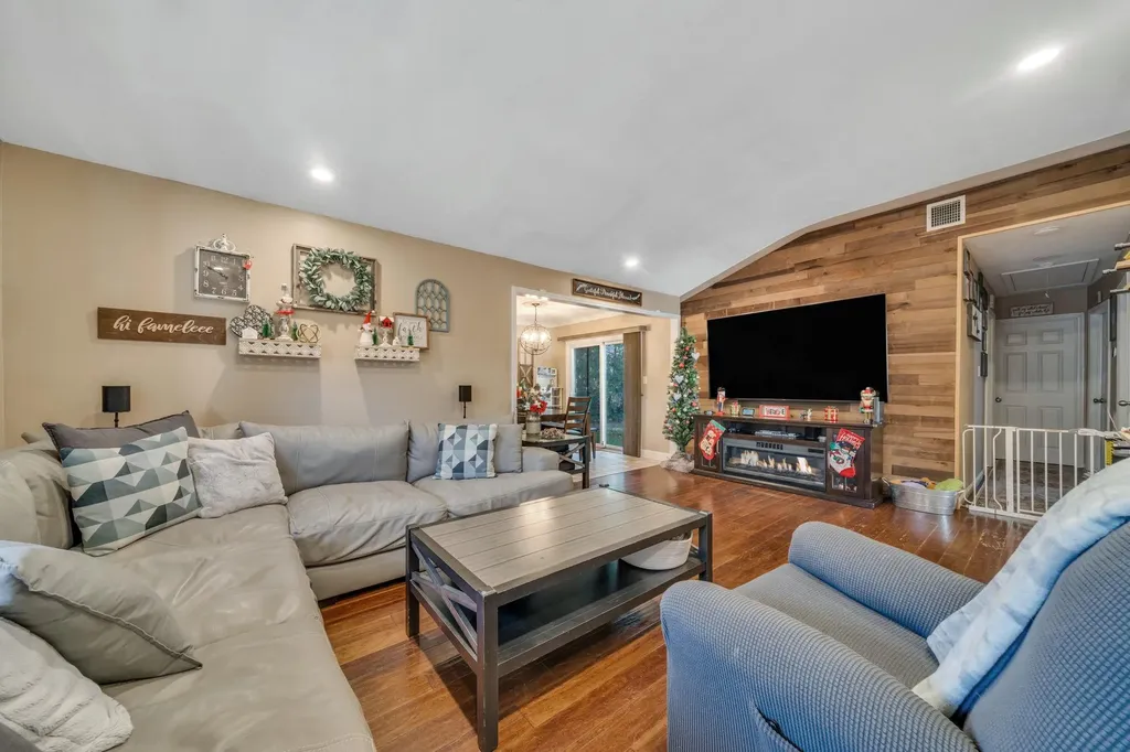 394 Boyle Road Selden NY 11784