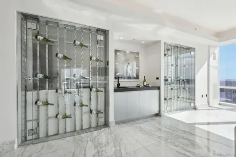 5 Renaissance Square White Plains NY 10601