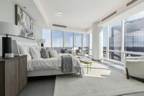 5 Renaissance Square White Plains NY 10601