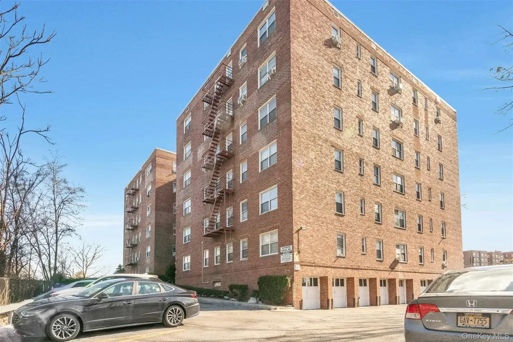 1234 Midland Avenue Bronxville NY 10708