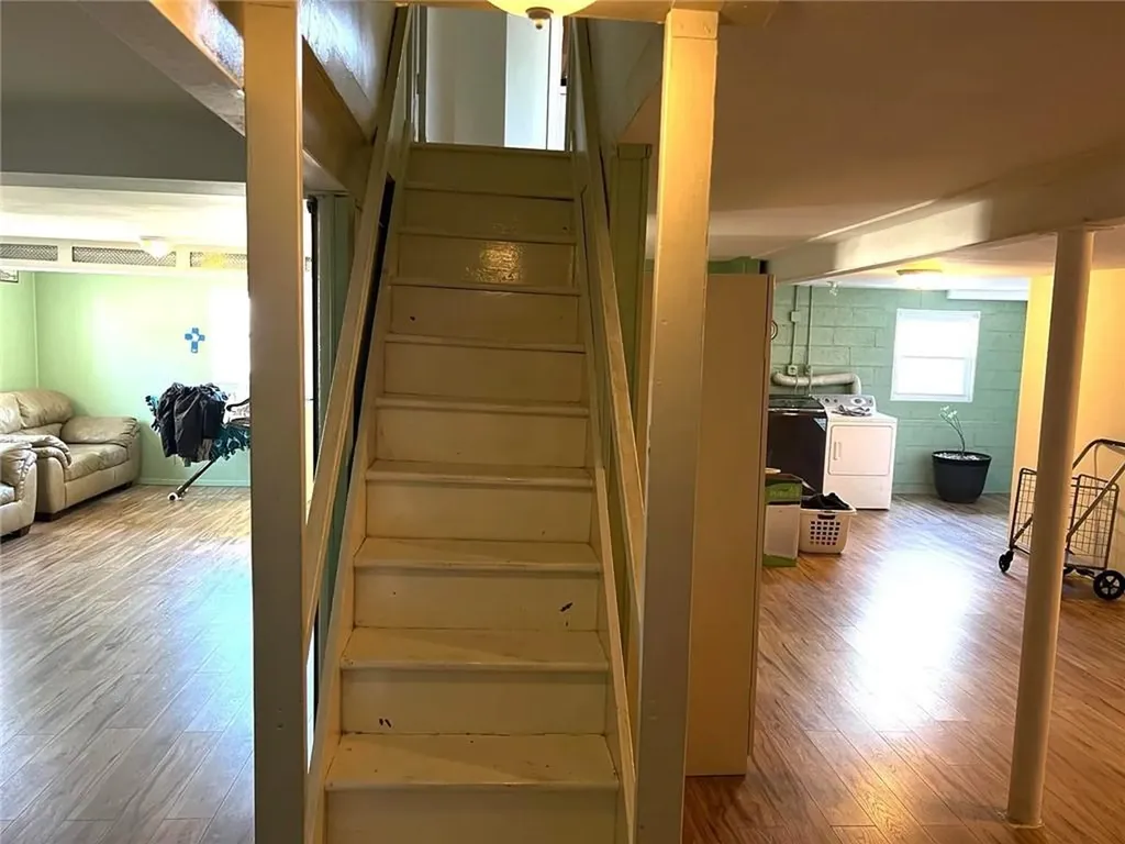 36 Canterbury Road Yonkers NY 10704
