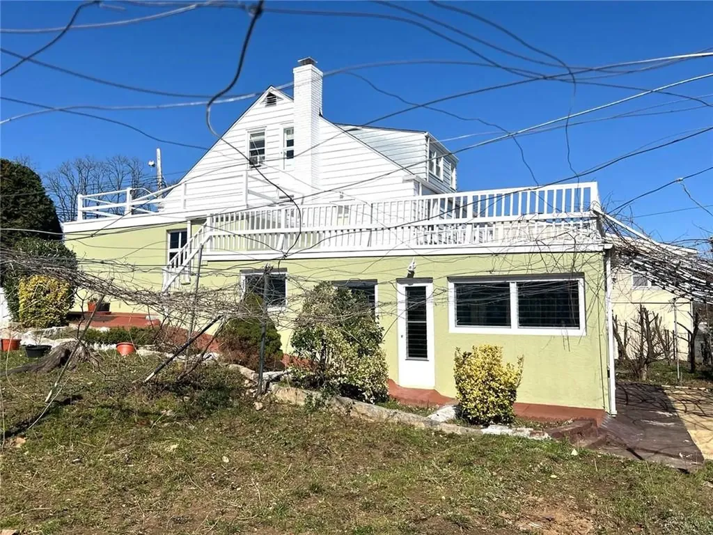 36 Canterbury Road Yonkers NY 10704