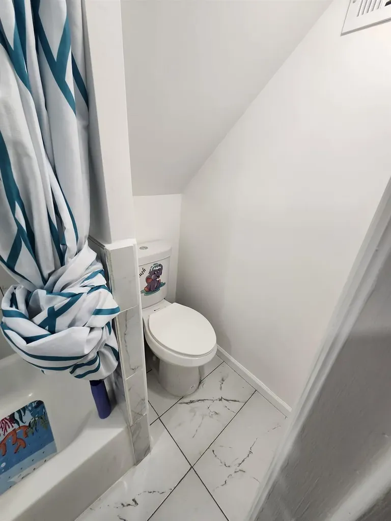 42 Virginia Avenue Hempstead NY 11550