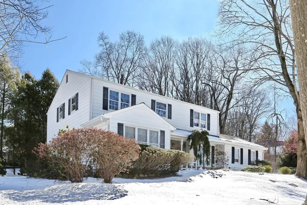 2 Sunderland Place Suffern NY 10901