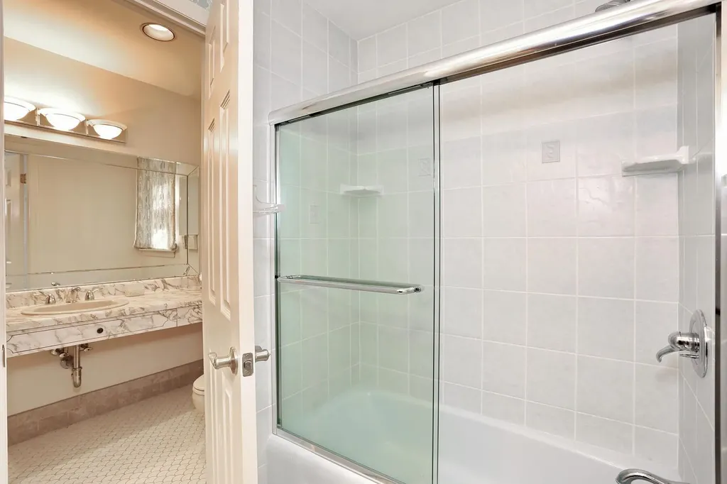 2 Sunderland Place Suffern NY 10901