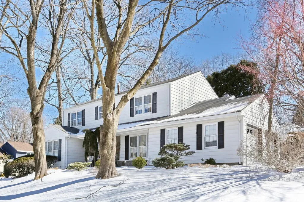 2 Sunderland Place Suffern NY 10901