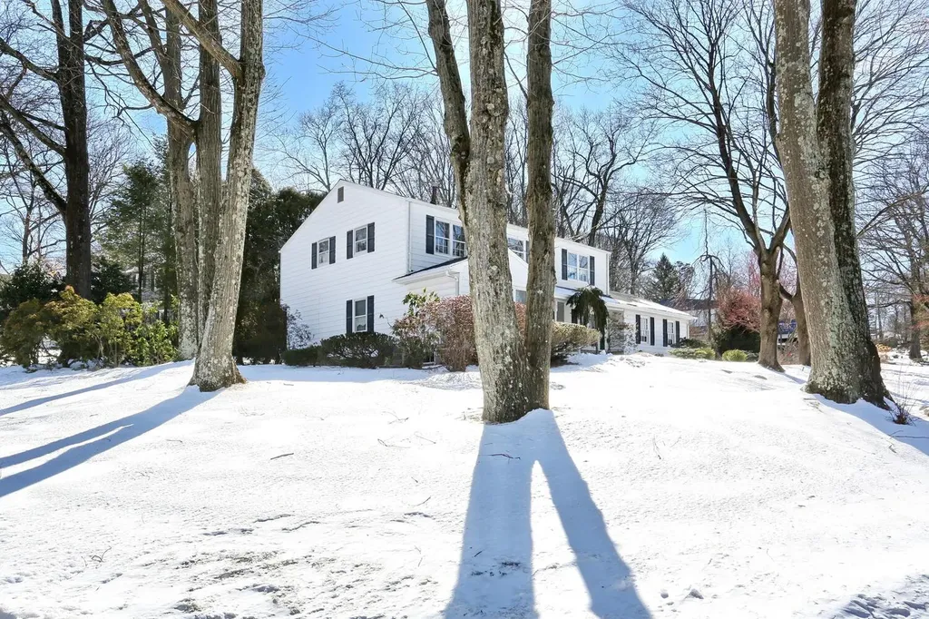 2 Sunderland Place Suffern NY 10901