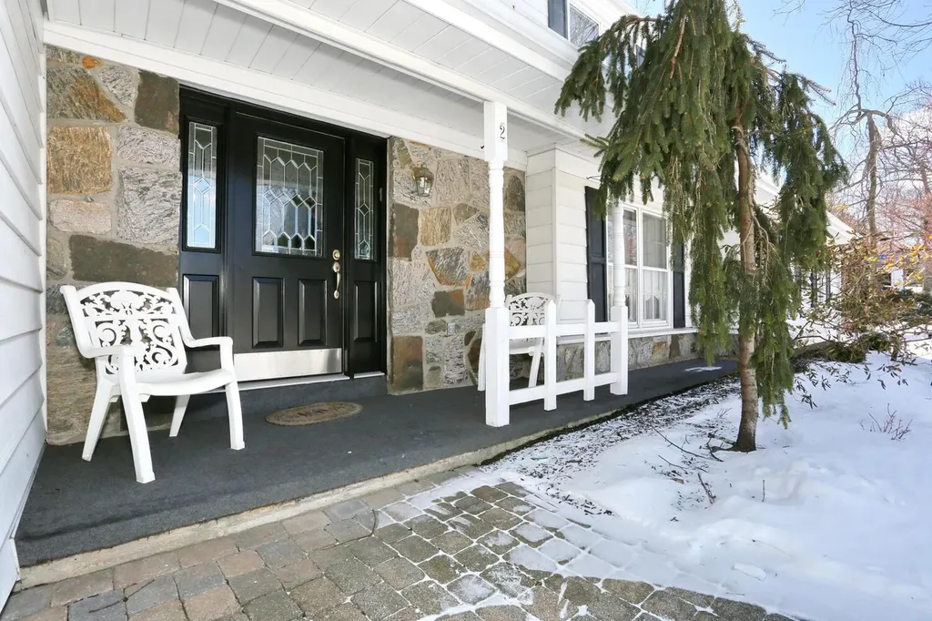 2 Sunderland Place Suffern NY 10901