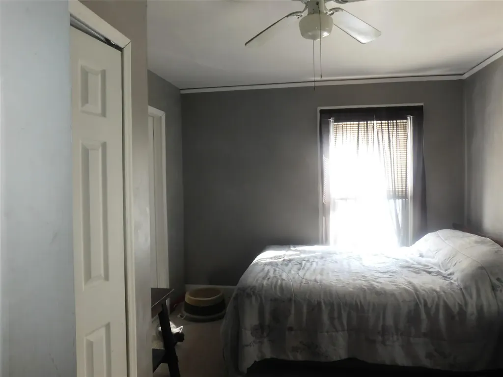141 N Macquesten Parkway Mount Vernon NY 10550