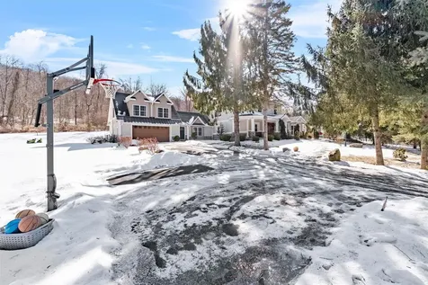 24 Weitz Road Hopewell Junction NY 12533
