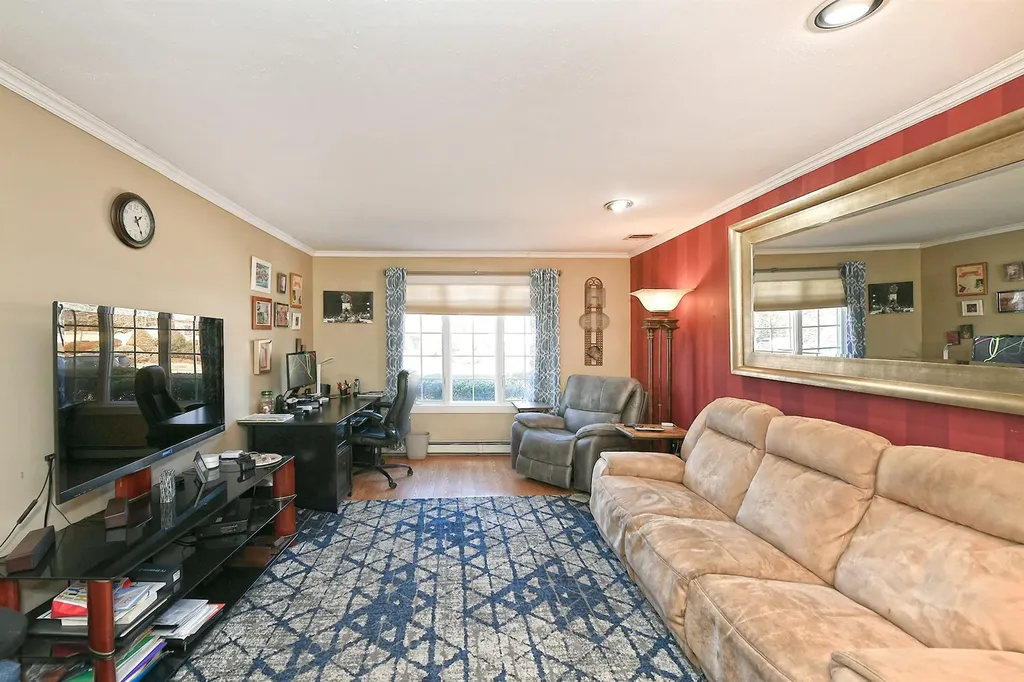 31 Timber Ridge Drive Commack NY 11725