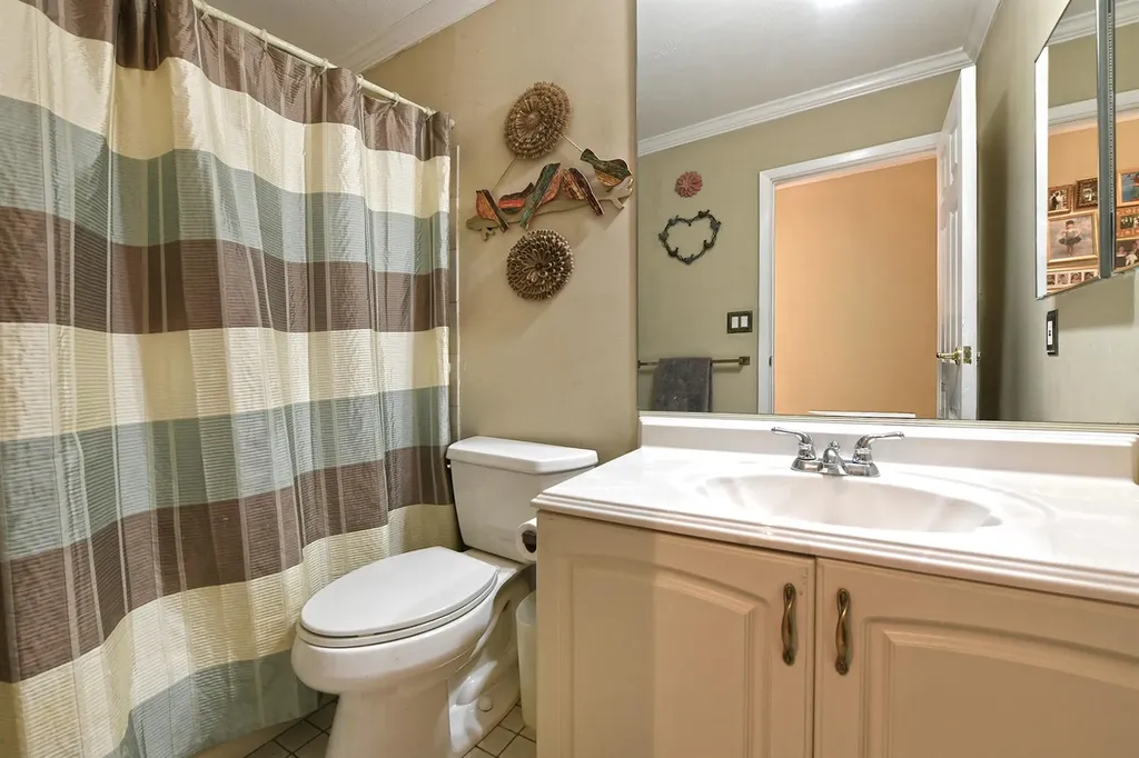 31 Timber Ridge Drive Commack NY 11725