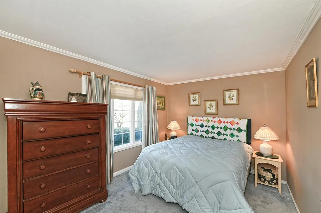 31 Timber Ridge Drive Commack NY 11725