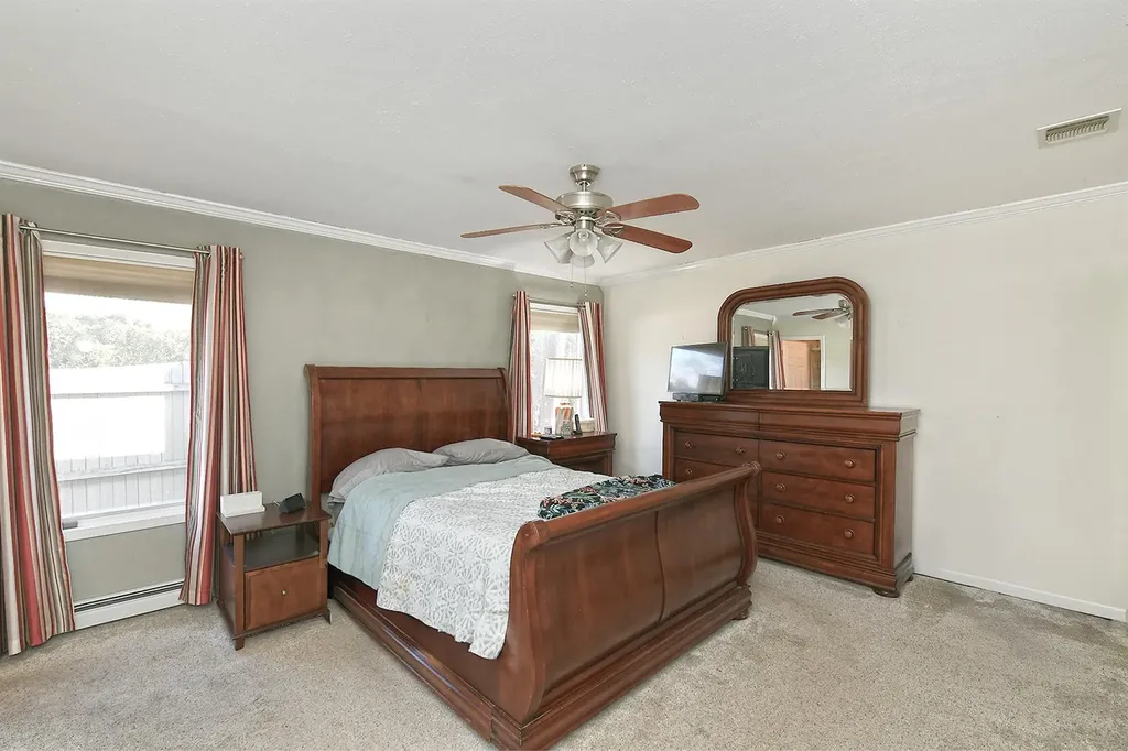 31 Timber Ridge Drive Commack NY 11725