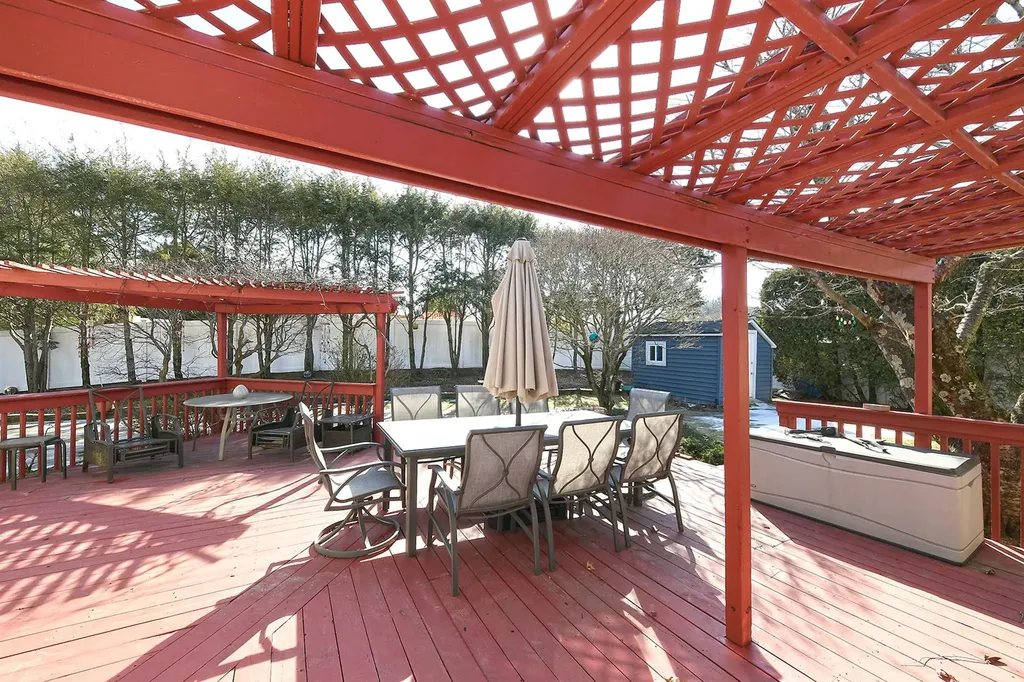 31 Timber Ridge Drive Commack NY 11725