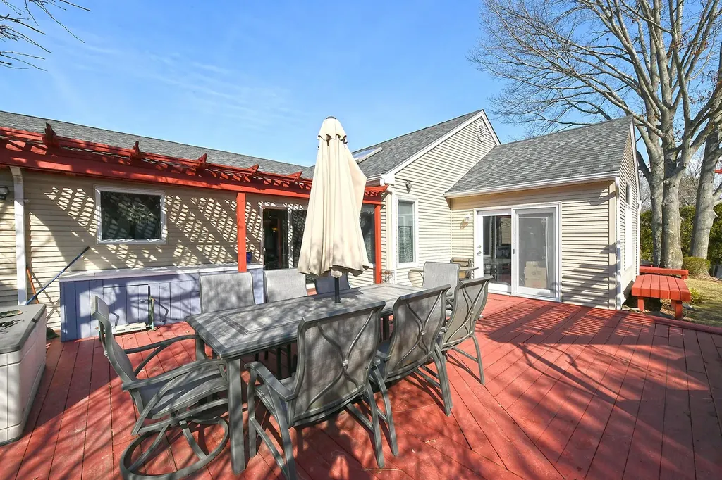 31 Timber Ridge Drive Commack NY 11725