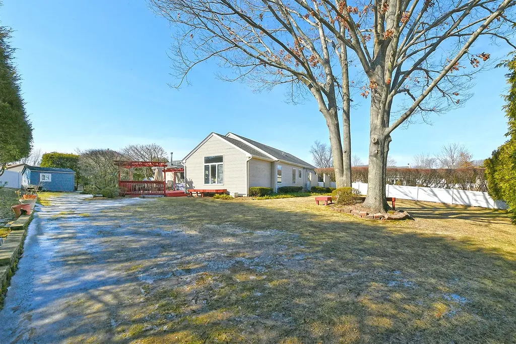 31 Timber Ridge Drive Commack NY 11725